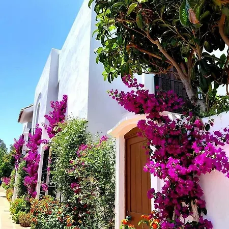 Villacana Playa Elena Эстепона